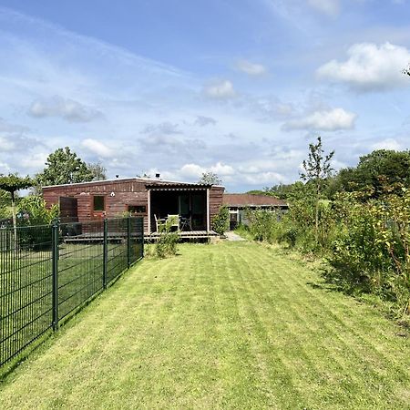 Vrijstaand Chalet Met Veel Buitenruimte En Veranda Villa Zuid-Scharwoude Exterior foto