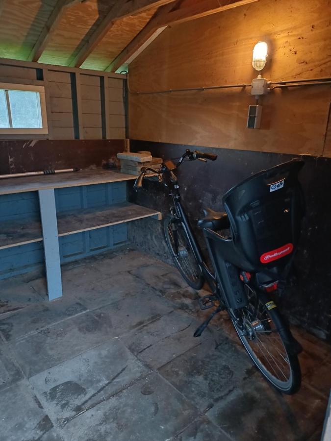 Vrijstaand Chalet Met Veel Buitenruimte En Veranda Zuid-Scharwoude Exterior foto
